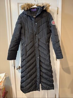 Madden Girl Womens Long Black Quilted Hooded Winter Coat with Faux Fur